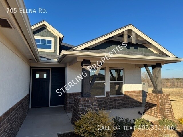 705 Elena Dr in Blanchard, OK - Building Photo - Building Photo