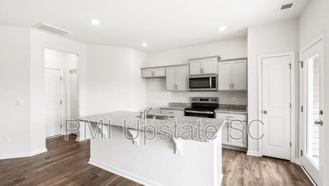 753 Embark Cir in Greer, SC - Building Photo - Building Photo