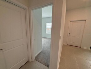 6097 Meditation Dr in Clermont, FL - Building Photo - Building Photo