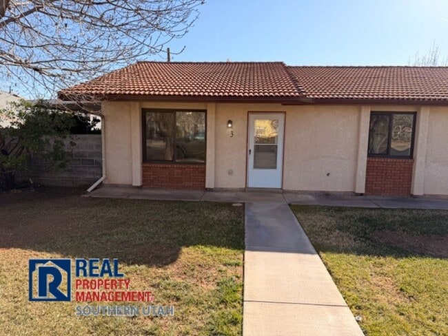 115 S 300 W in Saint George, UT - Building Photo - Building Photo