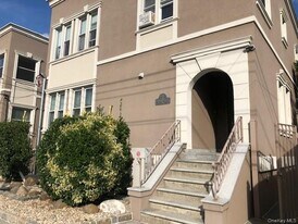40-15 214th Pl in Queens, NY - Building Photo