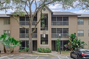 633 Buoy Ln in Altamonte Springs, FL - Building Photo