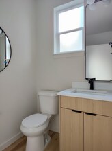 4266 NE Going St in Portland, OR - Building Photo - Building Photo