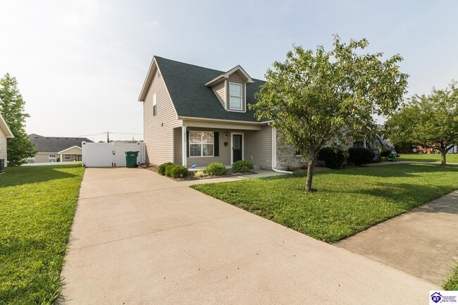 212 Applewood Ln in Elizabethtown, KY - Building Photo - Building Photo