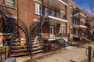 5783-5787 2E Av in Montréal, QC - Building Photo