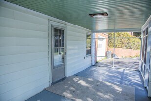 700 Grove Ave in Charlottesville, VA - Building Photo