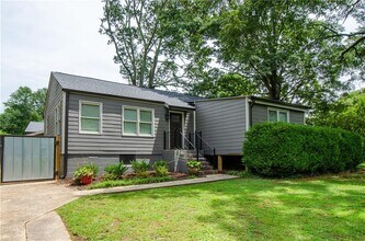 729 Sunnybrook Dr in Decatur, GA - Building Photo - Building Photo