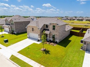 519 Meadowlark Dr in Van Alstyne, TX - Building Photo - Building Photo