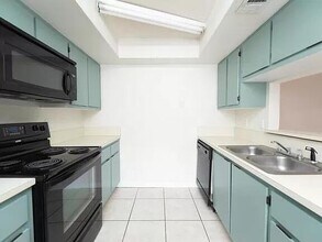 631 Ridge Club Dr in Melbourne, FL - Building Photo - Building Photo