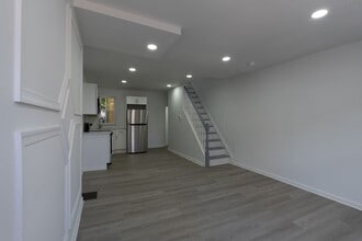 1914 Titan St in Philadelphia, PA - Building Photo - Building Photo