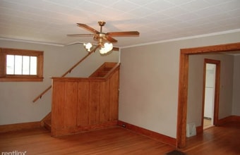 825 Sylvan Ave in Ann Arbor, MI - Building Photo - Building Photo