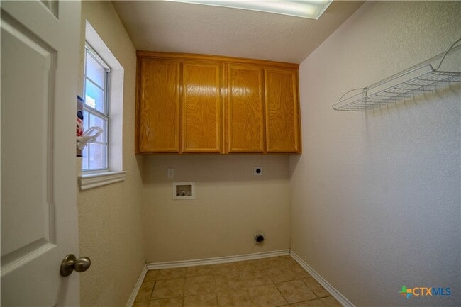 property at 511 Cowhand Dr