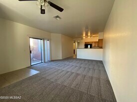 1265 E Weimer Cir in Tucson, AZ - Building Photo
