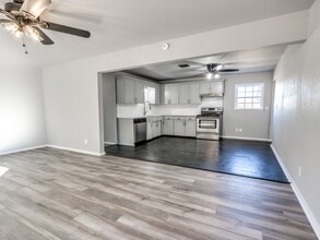 101 192nd Ave SE in Norman, OK - Foto de edificio - Building Photo