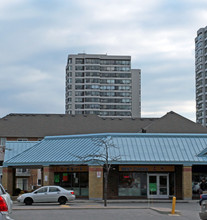 The Ambassadors III in Toronto, ON - Building Photo - Building Photo