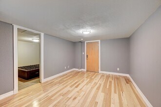 1650 Pearl St in Denver, CO - Foto de edificio - Building Photo