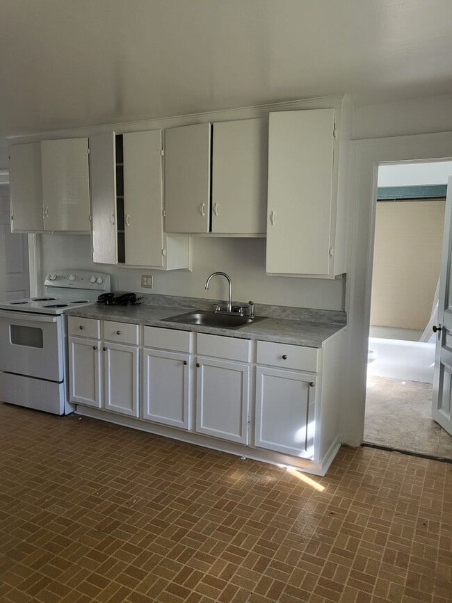 118 College Pl in Ypsilanti, MI - Building Photo - Building Photo