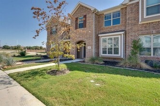 3520 Brentwood Dr in Denton, TX - Building Photo - Building Photo