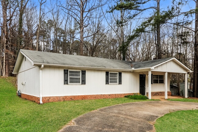 property at 3904 Cindy Dr