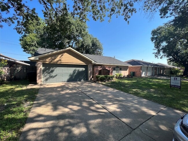 6010 Hoover St in Houston, TX - Building Photo - Building Photo