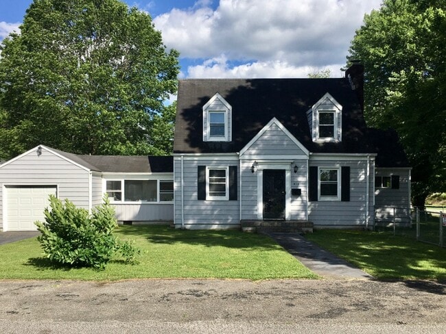 property at 610 41st St SE