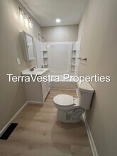 244 Glover St in Woodbury, NJ - Building Photo - Building Photo