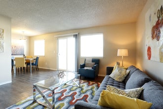 Hiddenvale in University Place, WA - Building Photo - Interior Photo