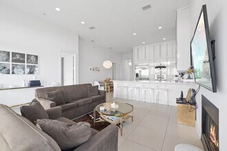 141 S Atlantic Ave in Cocoa Beach, FL - Building Photo - Building Photo