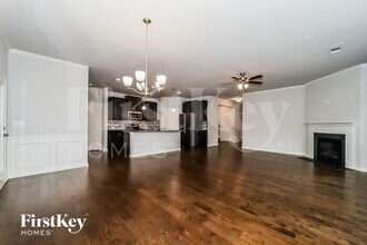 1017 Creekhead Dr in Villa Rica, GA - Building Photo - Building Photo