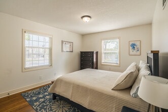 4809 W 75th St in Prairie Village, KS - Building Photo - Building Photo