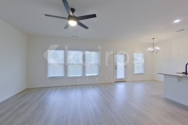 300 Carencro St in Carencro, LA - Building Photo - Building Photo