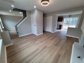 1133 Sandune Dr in Norcross, GA - Building Photo - Building Photo