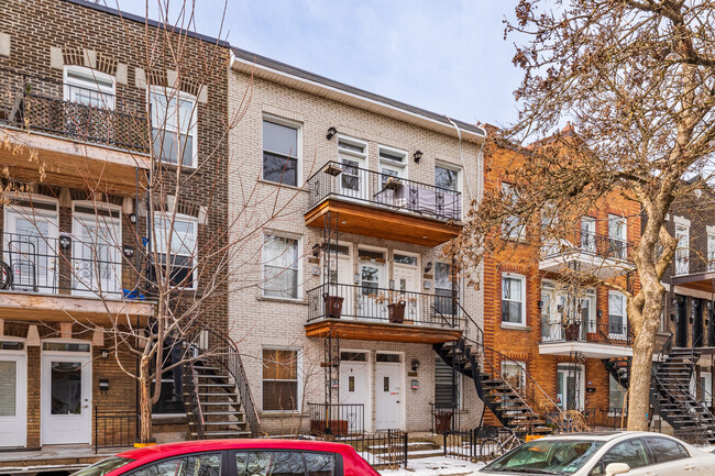 5184-5194 Des Érables Av in Montréal, QC - Building Photo - Primary Photo