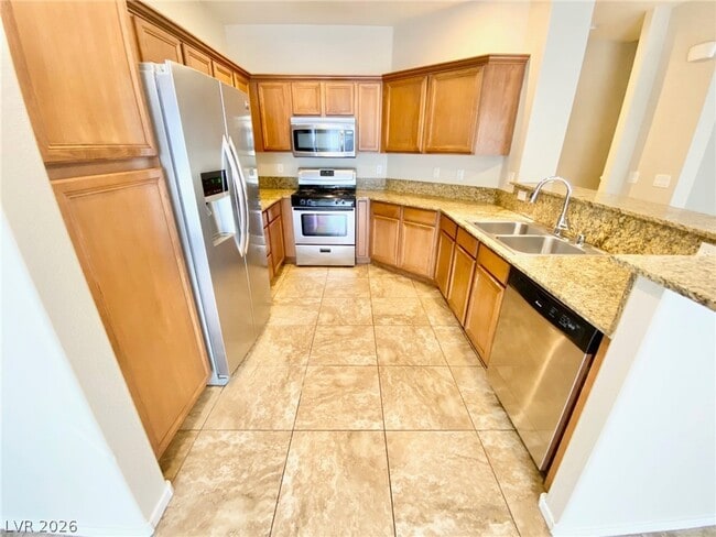 1015 Maple Pines Ave in North Las Vegas, NV - Building Photo - Building Photo