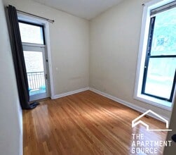 851 N La Salle Dr, Unit 1S in Chicago, IL - Foto de edificio - Building Photo