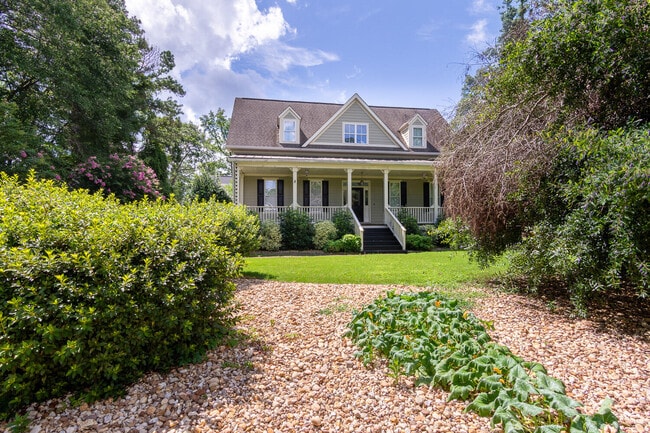 202 Lagoon Dr in Clarks Hill, SC - Building Photo - Building Photo