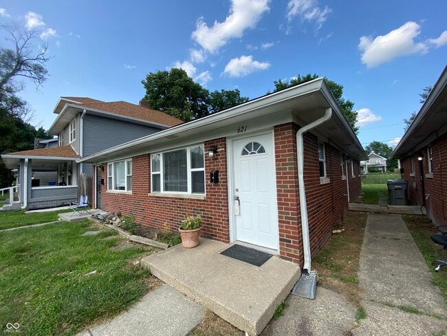 621 N Oxford St in Indianapolis, IN - Building Photo - Building Photo