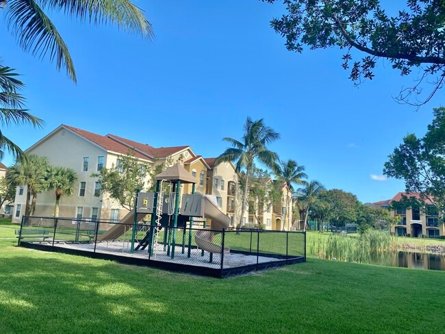 4241 San Marino Blvd in West Palm Beach, FL - Building Photo - Building Photo