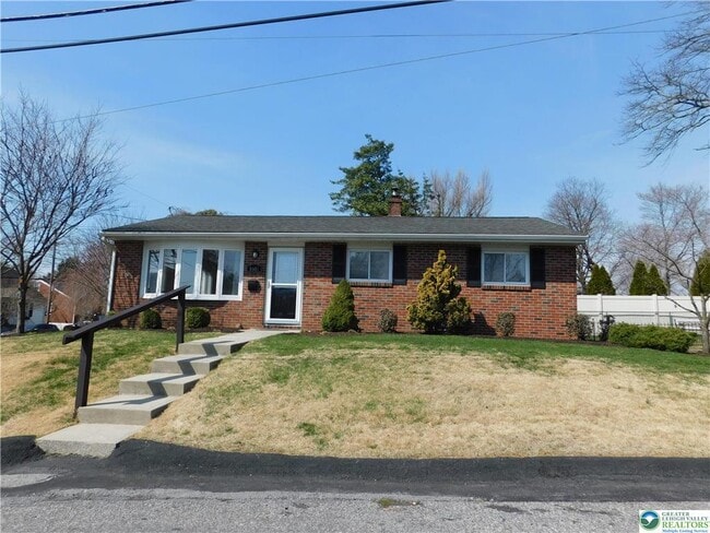 property at 1604 Spring St
