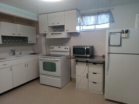 335 W Kennedy Ave in Grand Junction, CO - Building Photo