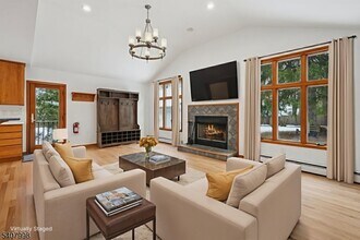 20 Fairmount Rd in New Providence, NJ - Foto de edificio - Building Photo