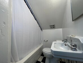 24 Webster Avenue in Toronto, ON - Building Photo - Building Photo