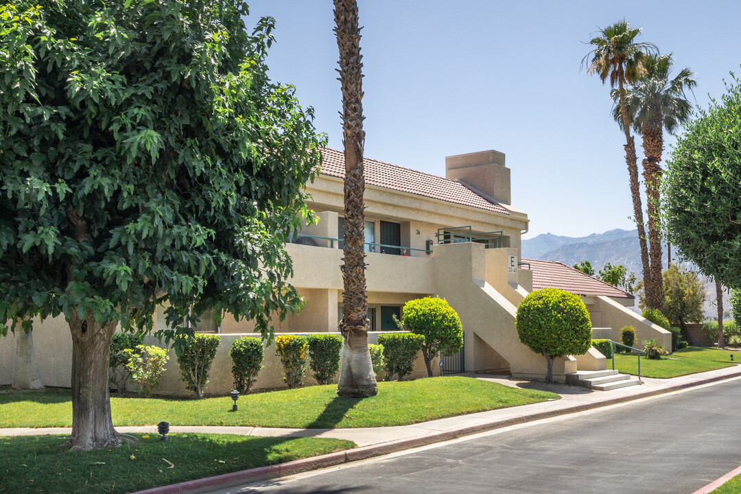 Candlewood Villas I and II in Cathedral City, CA - Building Photo