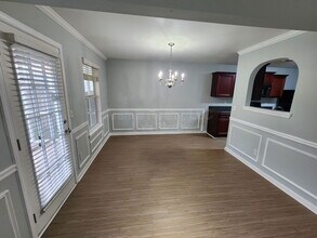 5860 el Segundo Way in Atlanta, GA - Building Photo - Building Photo