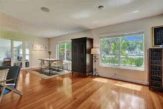 5620 Alhambra Cir in Coral Gables, FL - Building Photo - Building Photo