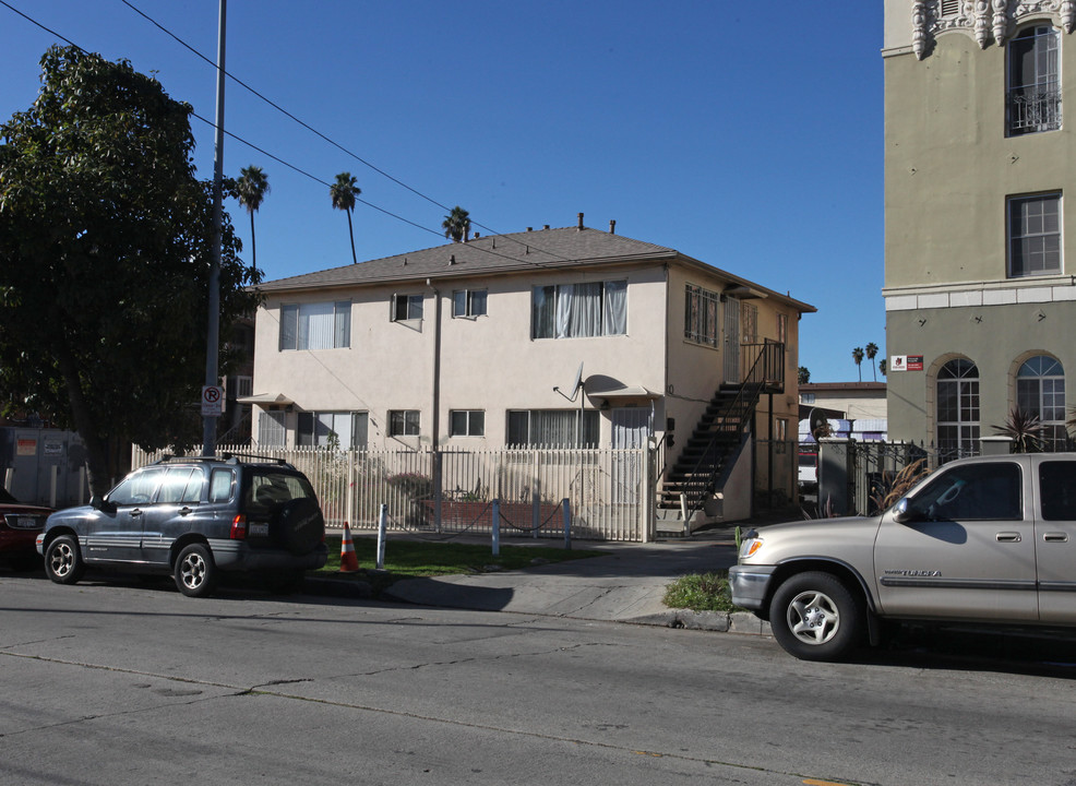 1713 N Normandie Ave in Los Angeles, CA - Building Photo