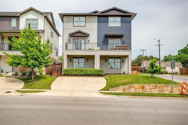 2537 McCart Ave in Fort Worth, TX - Building Photo - Building Photo