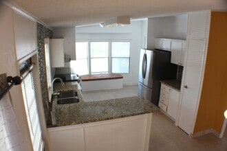 6036 Seashore Dr in Atlantis, FL - Building Photo - Building Photo