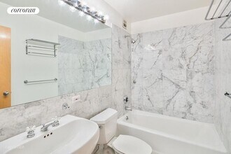 52 Spring St in New York, NY - Foto de edificio - Building Photo