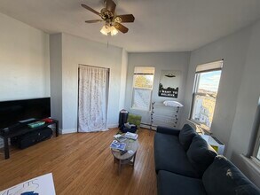 8 Eldora St, Unit 3 in Boston, MA - Foto de edificio - Building Photo